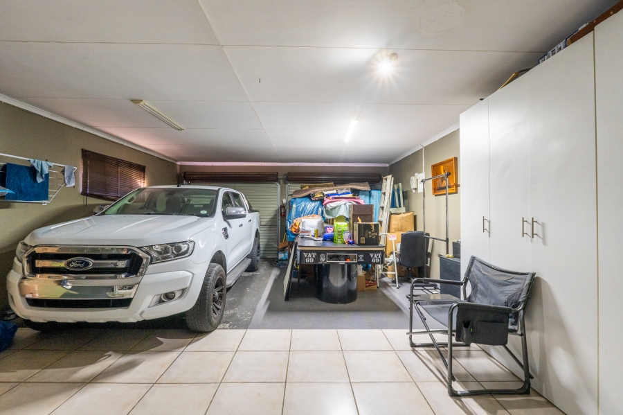 4 Bedroom Property for Sale in Dana Bay Western Cape
